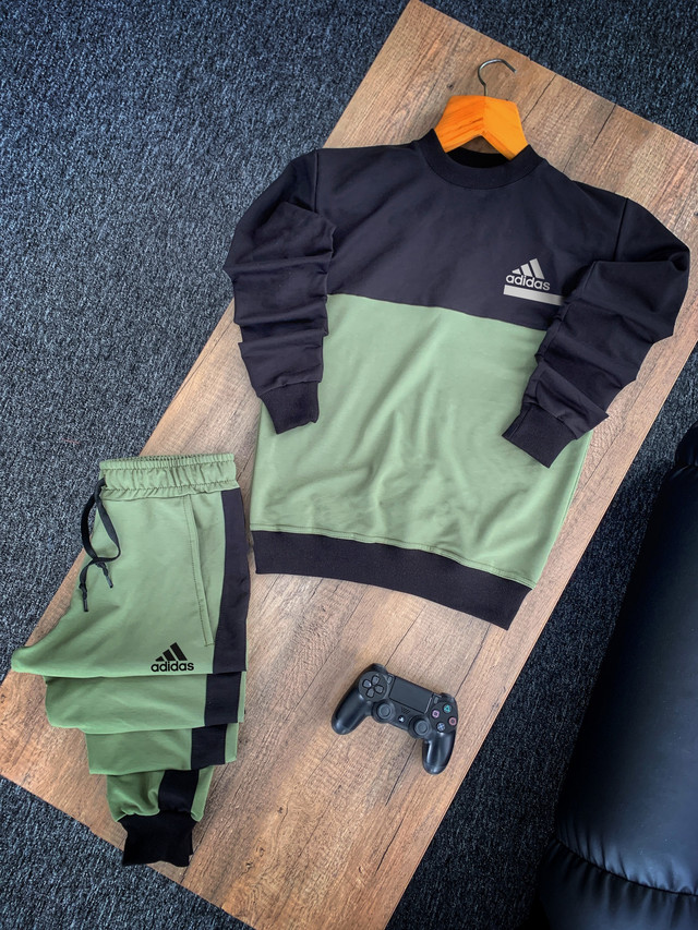 Мужской спортивный костюм Adidas цвета хаки купить в интернет-магазине